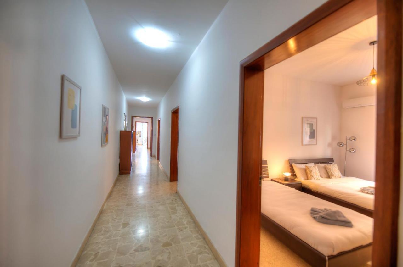 Enormous 3Bedrooms Seafront With Balcony Pdeh1-1 Sliema Ngoại thất bức ảnh